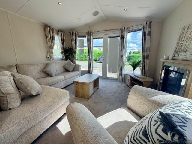 2016 Willerby Winchester Mk 7 in Paythorne, Clitheroe   - Lodge / Caravan 