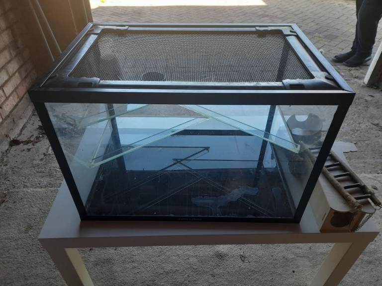 Hamster cage / mouse cage