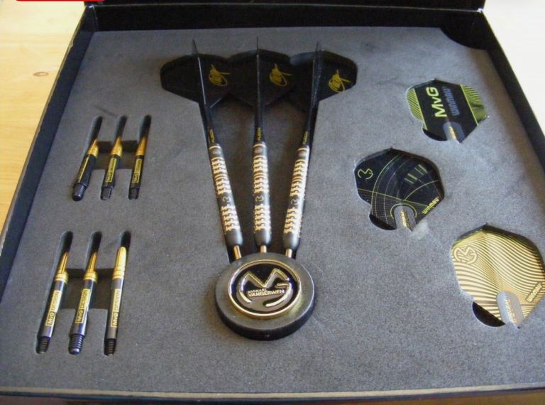 MVG 5 Year anniversary limited edition darts 