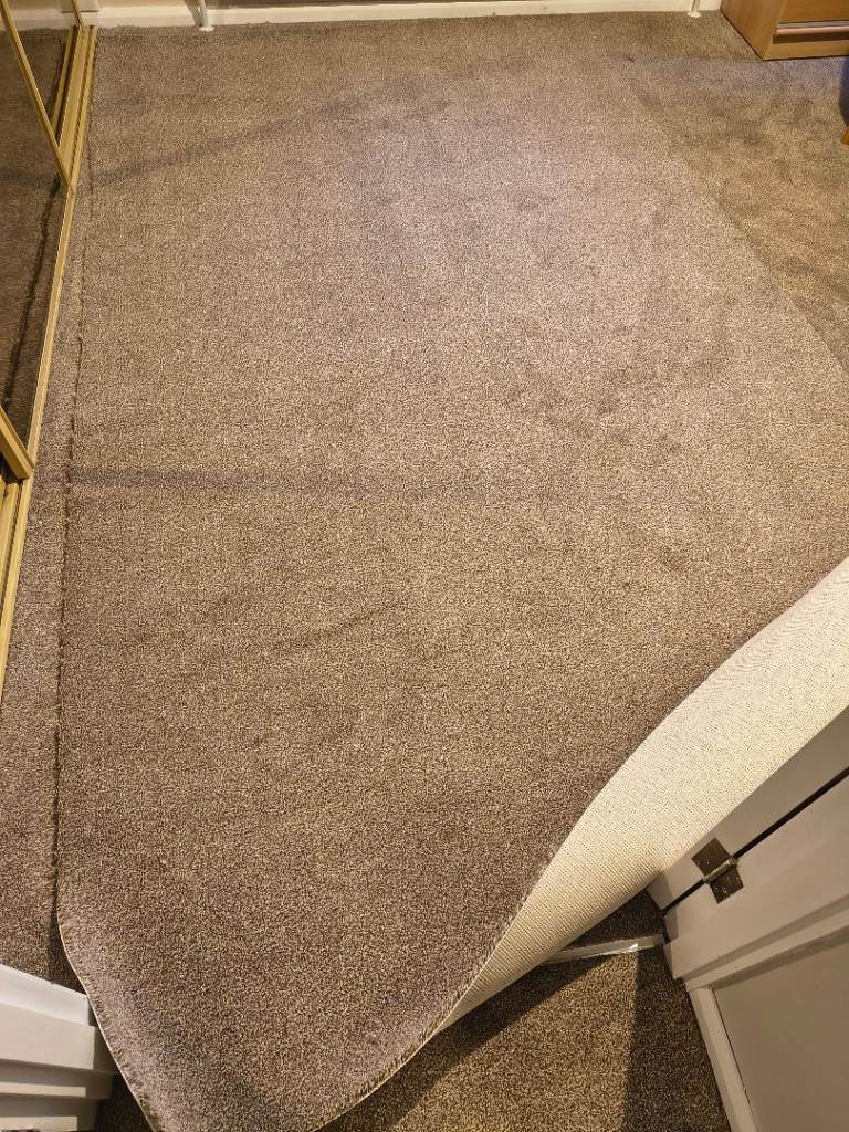 2 piece's brand new beige/ brown carpet would probably do a stairs and landing £47.50