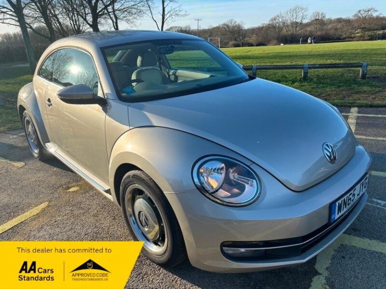 Volkswagen Beetle DESIGN TSI BLUEMOTION TECHNOLOGY DSG