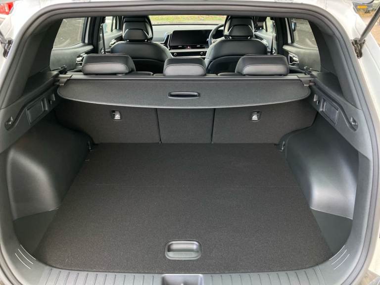 2025 Kia Sportage 1.6T GDi 207 HEV GT-Line 5dr Auto SUV PETROL/ELECTRIC Automatic