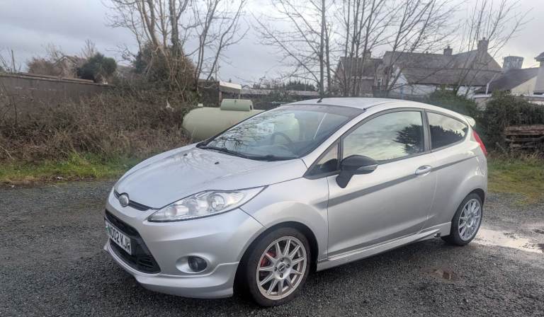 Ford fiesta 1.6 16v zetec -s 