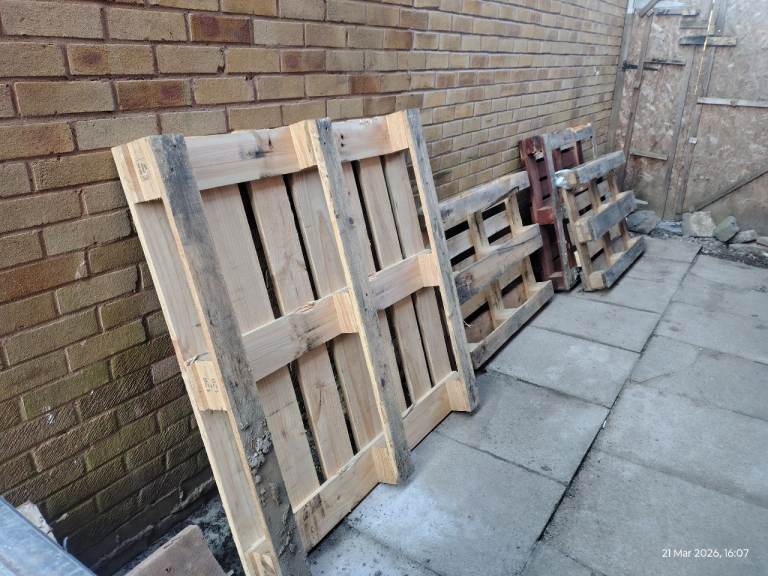 Free used pallets 