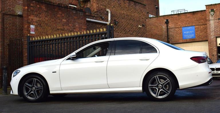 2021 Mercedes-Benz E Class 2.0 E300de 13.5kWh AMG Line Edition G-Tronic+ Euro 6 (s/s) 4dr SALOON ...