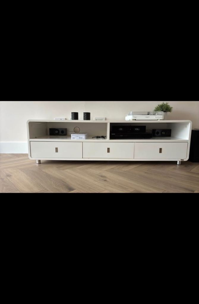 Dwell TV unit