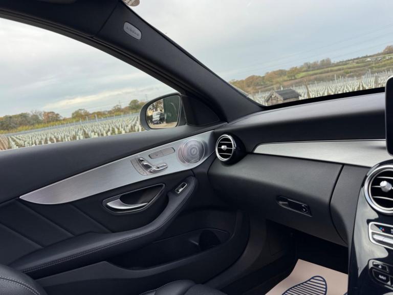 2016 Mercedes-Benz C Class 2.1 C220d AMG Line (Premium Plus) 7G-Tronic+ Euro 6 (s/s) 4dr SALOON D...