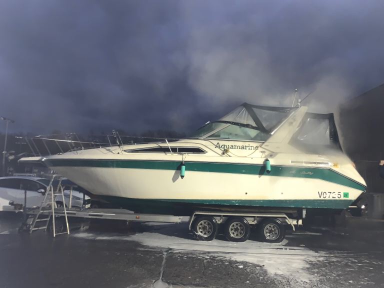 Sea ray sundancer boat 29ft for sale 