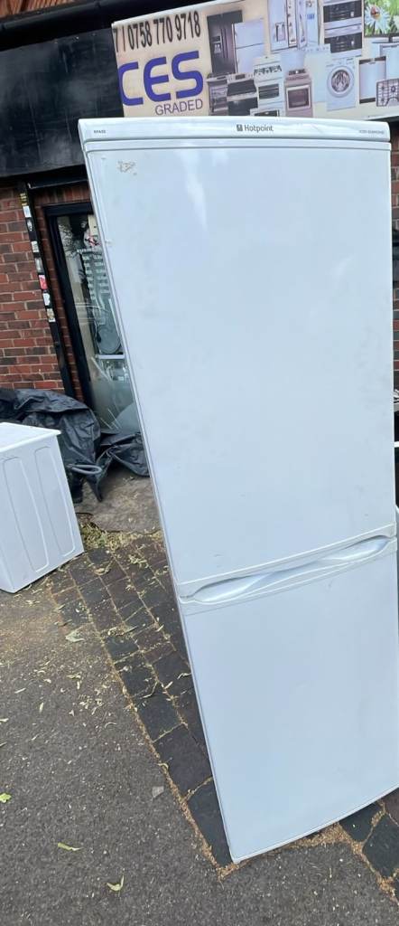 Hotpoint Iced Diamond Fridge Freezer – White