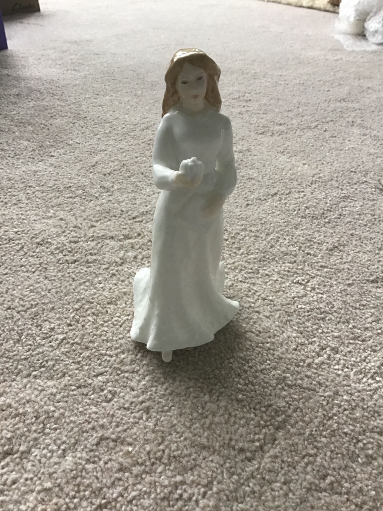 Royal Doulton Figurine “many happy returns” HN 4254