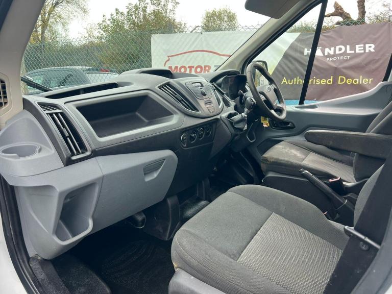 2016 Ford Transit 2.0 TDCi 130ps Chassis Cab CHASSIS CAB DIESEL Manual