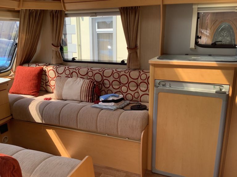 Elddis 544 towing caravan 