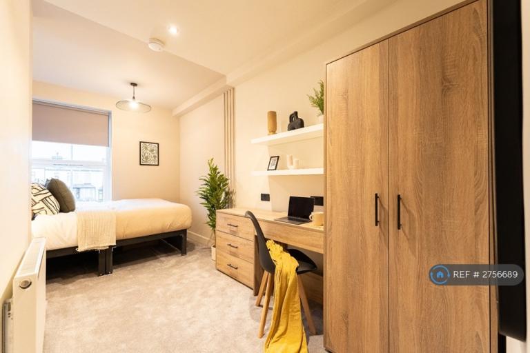 1 bedroom in Hodge Road, Worsley, Manchester, M28 (#2756689)