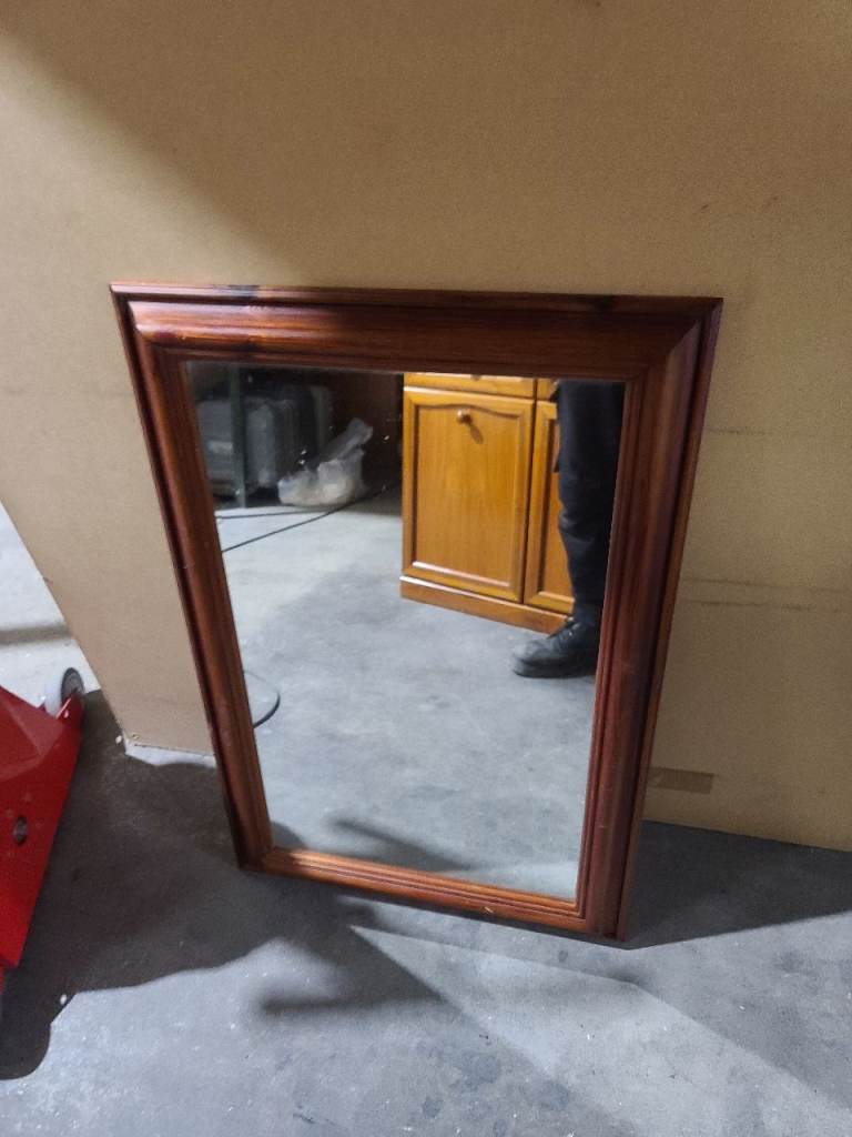 Free mirror 