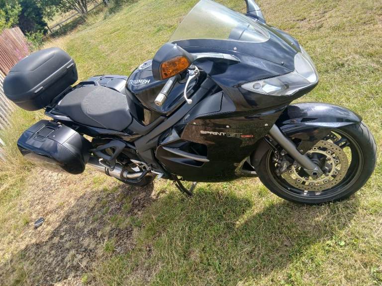 Triumph, SPRINT, 2012, 1050 (cc)