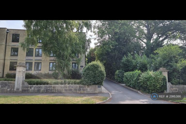 2 bedroom flat in Dahlia Gardens, Bath, BA2 (2 bed) (#2916386)