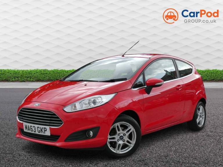 1.25 82 Zetec 3dr *8 SERVICES +£35 TAX +2 KEYS +BLUETOOTH +AUX*