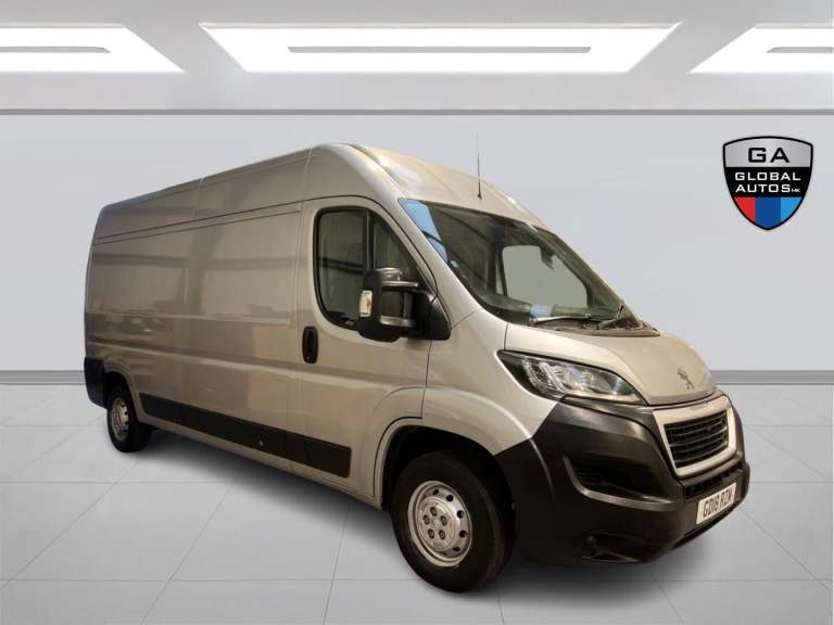 2018 Peugeot Boxer 2.0 BlueHDi H2 Professional Van 130ps PANEL VAN DIESEL Manual