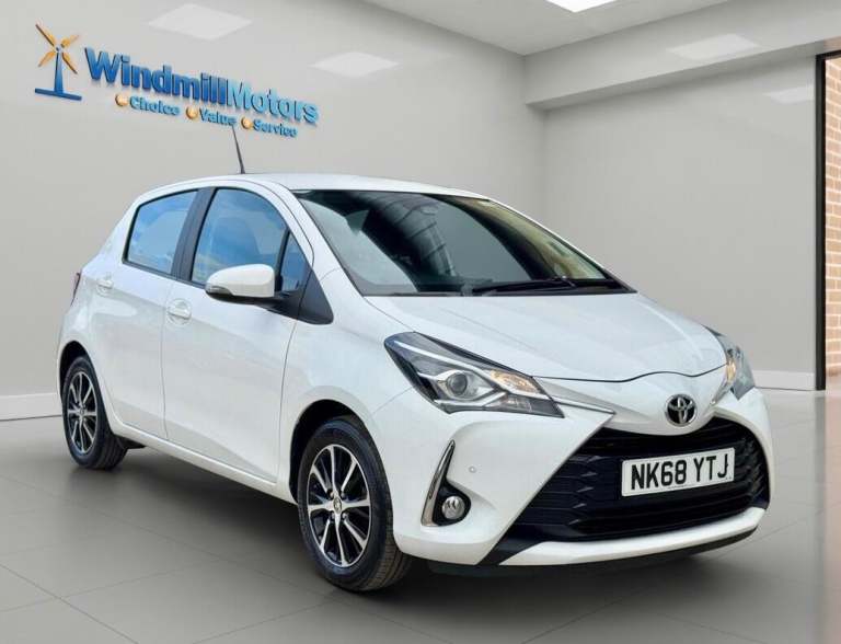  Toyota Yaris 1.5 VVT-i Icon Tech Euro 6 5dr Petrol Manual