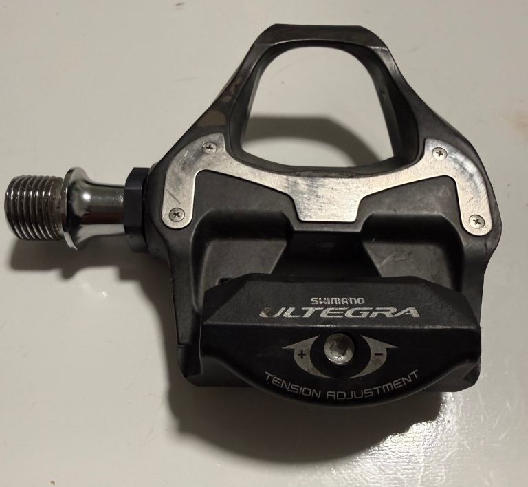 SHIMANO ULTEGRA R8000 CARBON SPD-SL ROAD PEDAL ONLY RIGHT SIDE