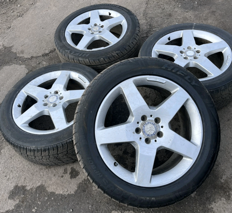 MERCEDES M CLASS ML W166 SET OF 4 ALLOY WHEELS 19'' WITH TYRES A1664011902