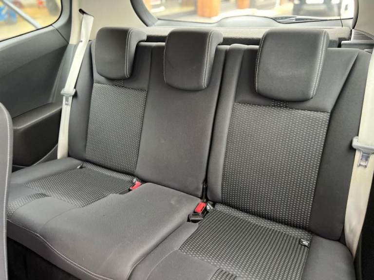  Renault Clio 2.0 16V RenaultSport 200 3dr Petrol