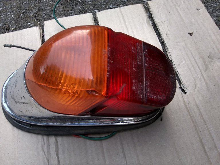 MORRIS MINOR TAIL LAMP TAIL LIGHT