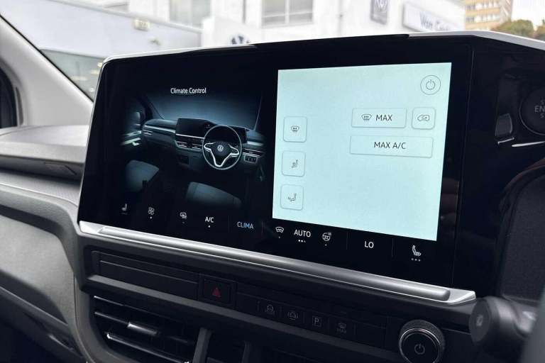 2025 Volkswagen Transporter 2.0 TDI 110 Commerce Pro Van-2 Seats Van DIESEL Manual