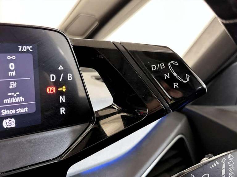 2021 Volkswagen ID.3 Pro Performance 58kWh Family Hatchback 5dr Electric Auto (204 ps) Automatic ...