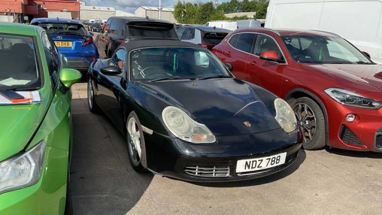 2002 Porsche Boxster 2002 3.2 S 2dr Tiptronic S CONVERTIBLE FULL LEATHER SPORTS SEATS SERVICE HI ...