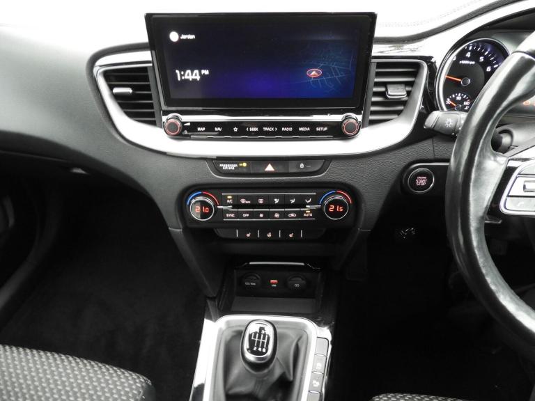 2021 Kia XCeed 1.5 T-GDi 3 SUV 5dr Petrol Manual Euro 6 (s/s) (158 bhp) HATCHBACK Petrol Manual