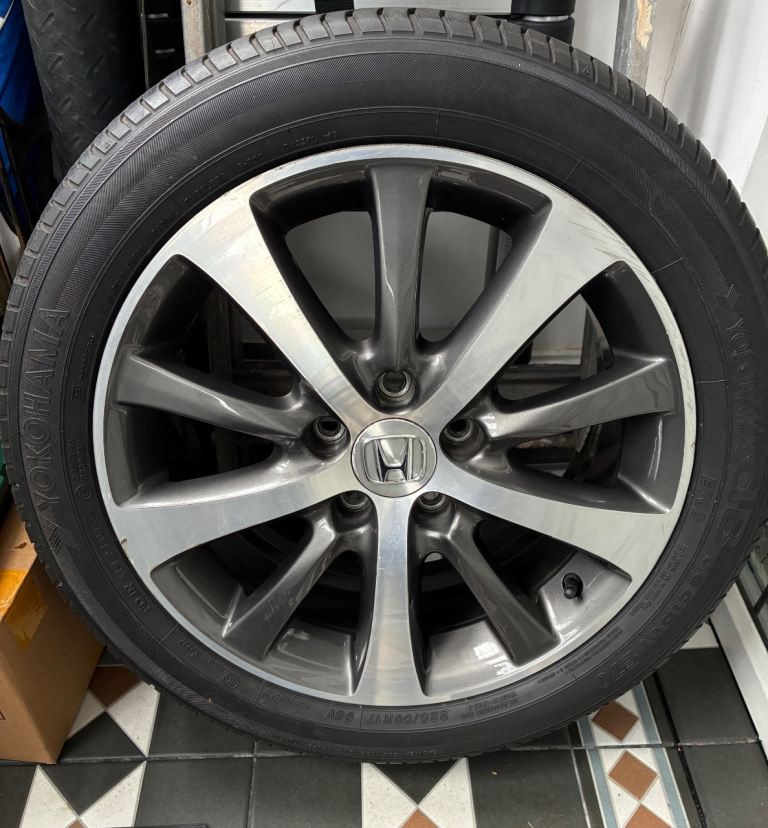 Honda Accord/Civic etc Alloy with Tyre 17 inch