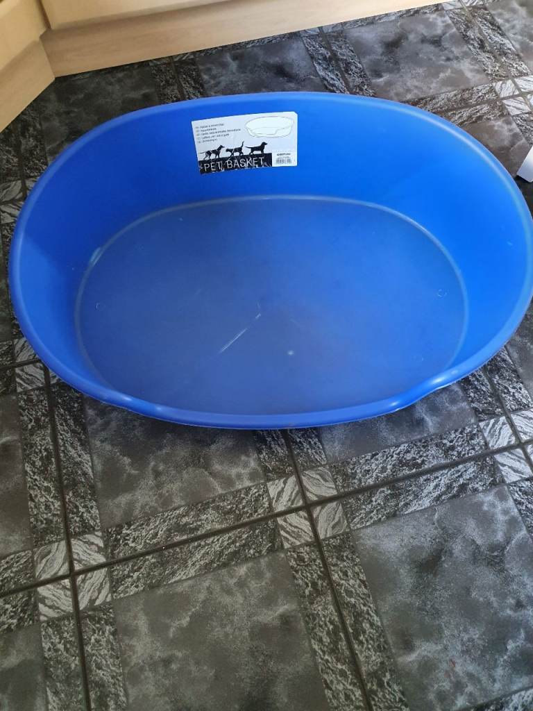 Dog basket/bed  