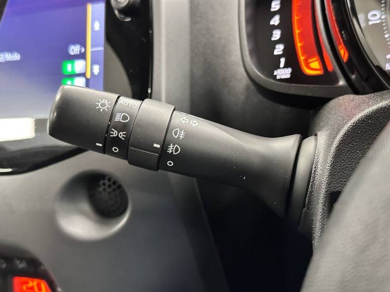 2020 Toyota AYGO 1.0 VVT-i X-TREND FUNROOF X-SHIFT AUTO FIVE DOOR 70 BHP Hatchback Petrol Automatic