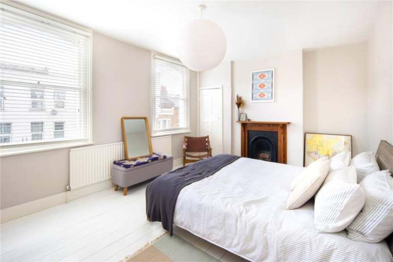 3 DOUBLE ROOMS AVAILABLE IN DALSTON