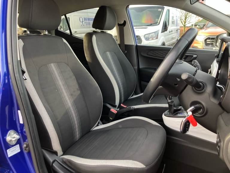 2022 Hyundai i10 1.2 MPi Premium 5dr Auto Hatchback PETROL Automatic