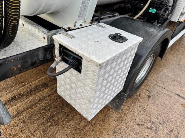 2021 ISUZU N75.190 EURO 6 G K &N services 3600ltr vacuum tanker, twin wash down