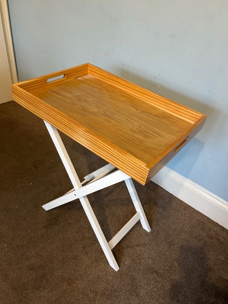 Coffee Table with Detachable Tray on Folding Stand H29in/74cm W24in/60cm D16in/41cm  J139
