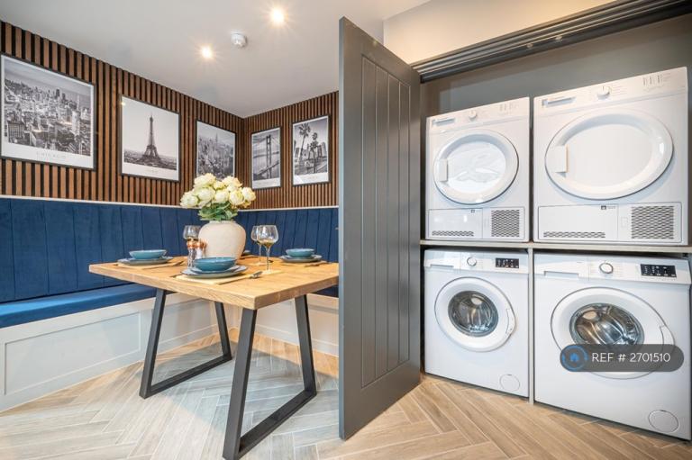 1 bedroom in Euclid Street, Swindon, SN1 (#2701510)