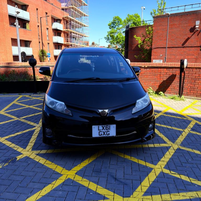 Toyota, 2011, 2400 (cc)