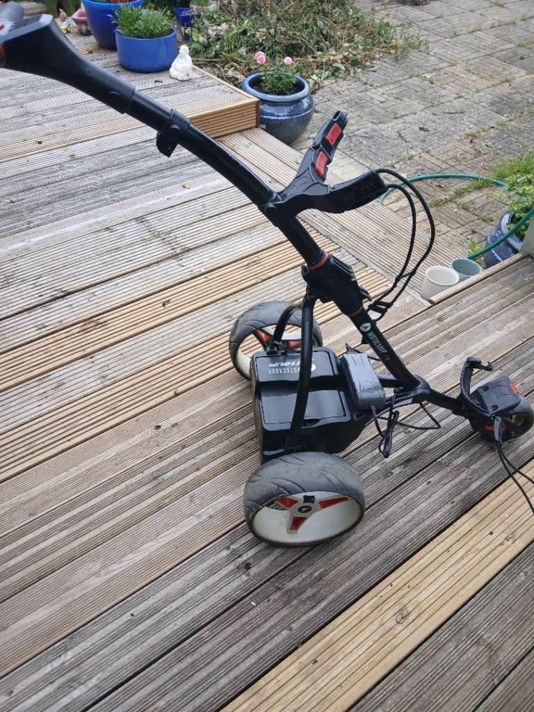 Motocaddy s1 golf trolley 