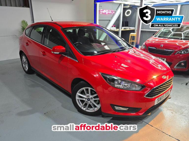 2015 Ford Focus 1.0T EcoBoost Zetec Euro 6 (s/s) 5dr HATCHBACK Petrol Manual