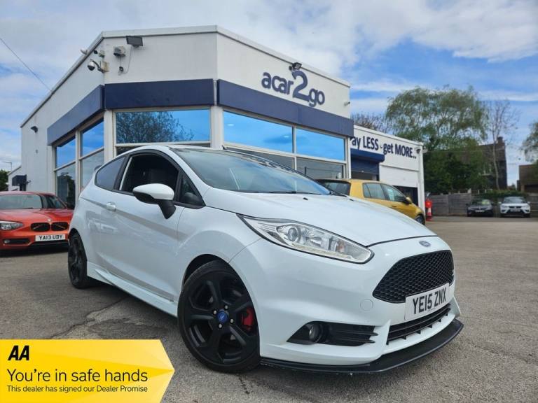 2015 Ford Fiesta 1.6T EcoBoost ST-3 Hatchback 3dr Petrol Manual Euro 6 (182 ps) Hatchback Petrol ...