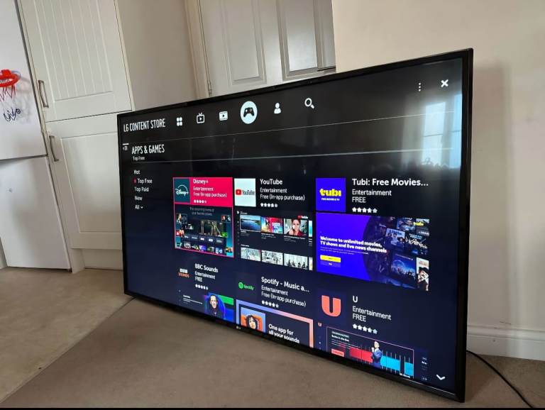 55" LG 4K ULTRA SMART TV 