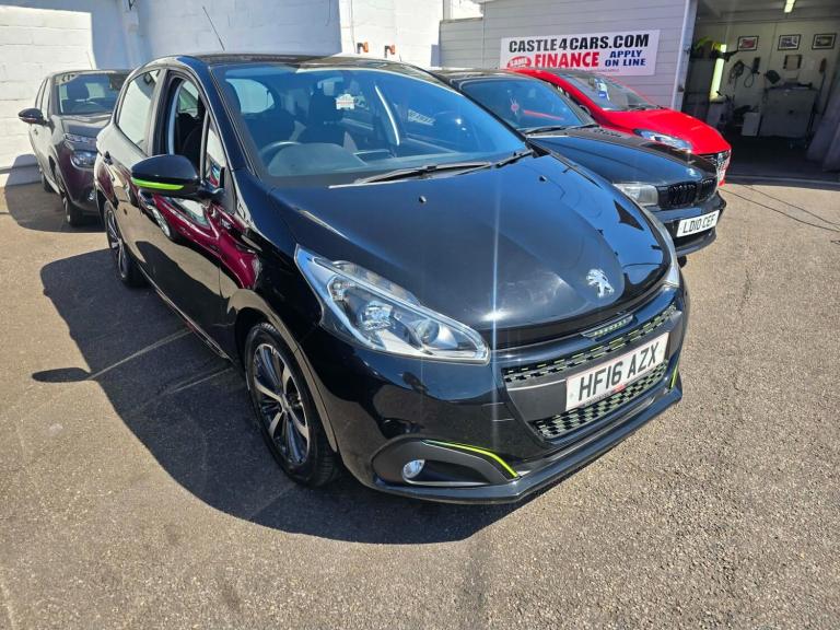 2016 Peugeot 208 1.2 PureTech XS-Lime 5dr HATCHBACK Petrol Manual