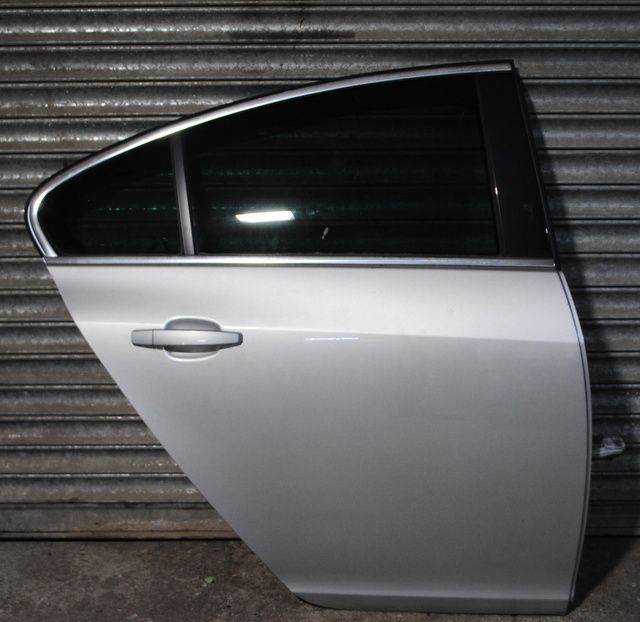 2014-2017 VAUXHALL INSIGNIA MK1 FACELIFT REAR DRIVER SIDE DOOR Z176