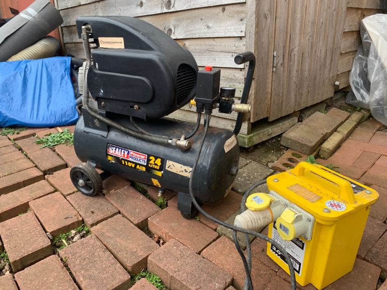 Sealy 24 Ltr 110 v air compressor 