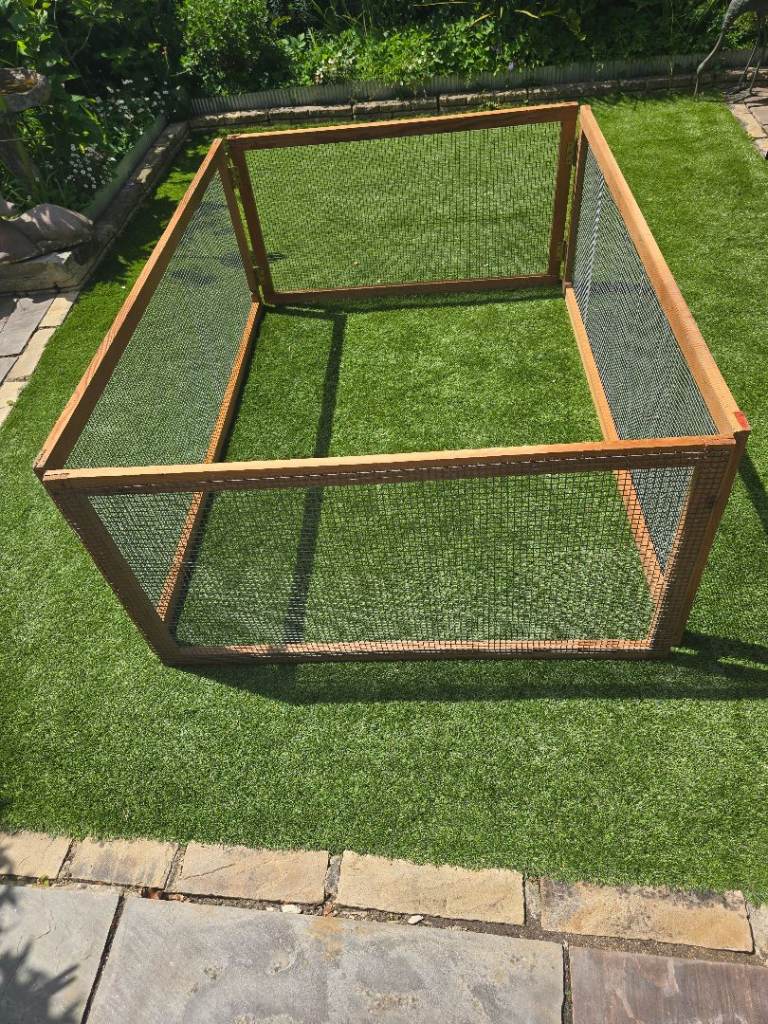 Small Animal Pen