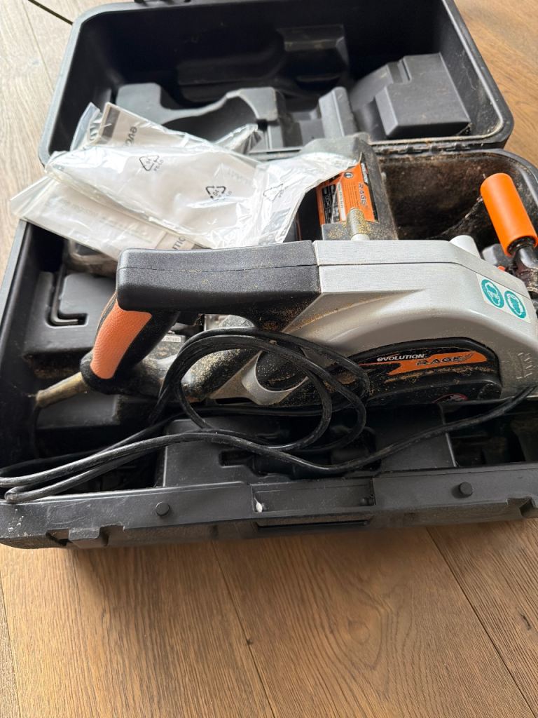 Circular Saw & Mitre Saw 
