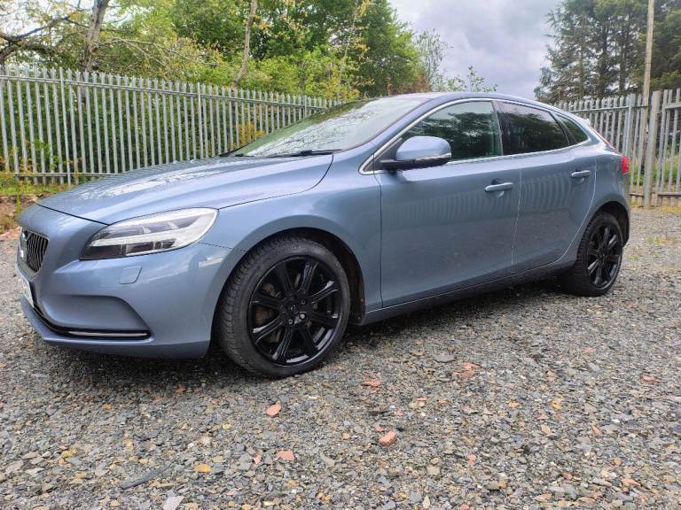 Volvo, V40, Hatchback, 2018, Semi-Auto, 1969 (cc), 5 doors